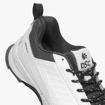 DCS Jafa 22 Shoes - Magnus Cricket
