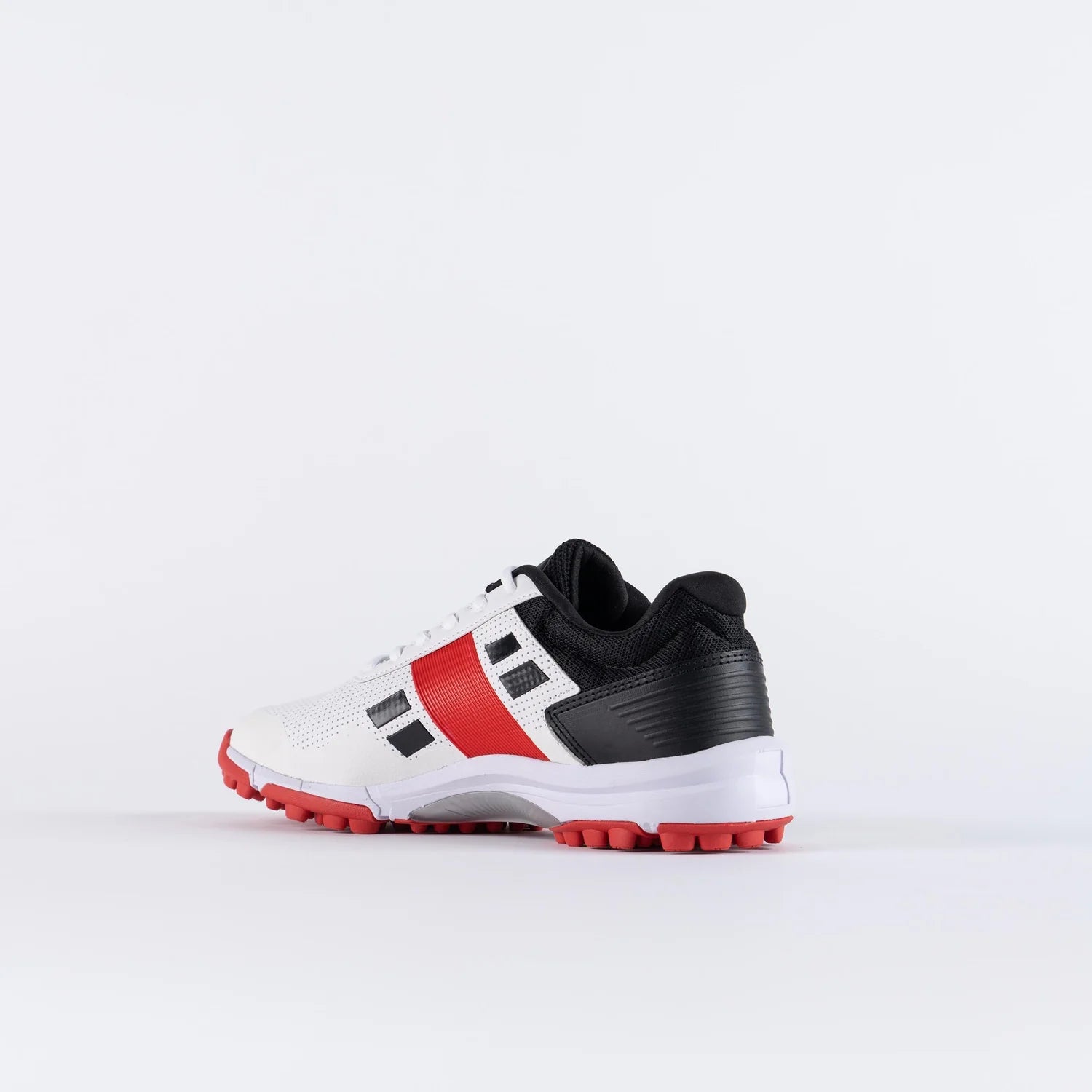 Velocity 4.0 Rubber Adult Shoes - Magnus Cricket